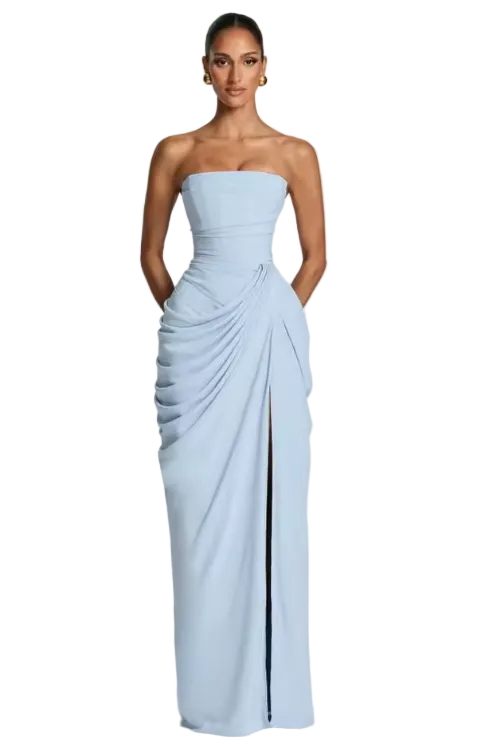 Vestido de Pierna Abierta
